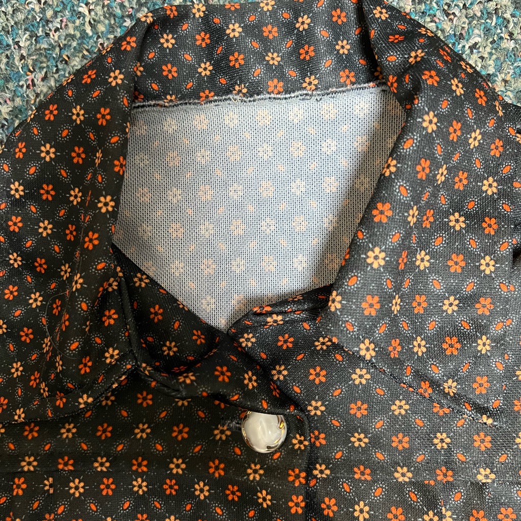 Vintage 1970s Short Sleeve Womens Button Down Pocketed Shirt Unbranded Retro